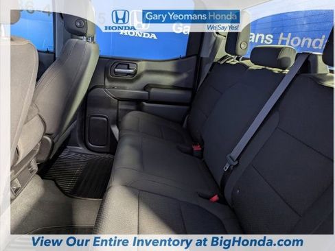 Used 2021 Chevrolet Silverado 1500 Custom image 17