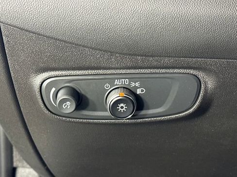 Used 2024 Chevrolet Equinox RS image 19