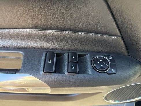 Used 2022 Ford Mustang Premium image 26