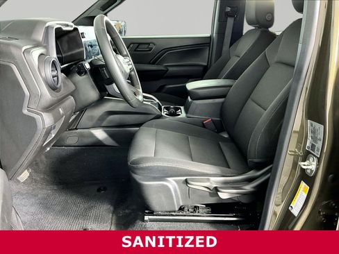 Used 2024 Chevrolet Colorado Trail Boss w/ Advanced Trailering Package AWD/4WD image 19