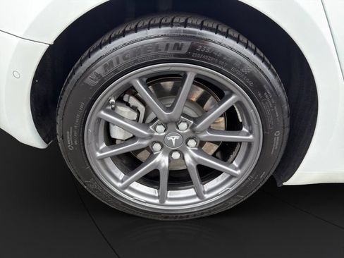 Used 2020 Tesla Model 3 Long Range AWD/4WD image 24