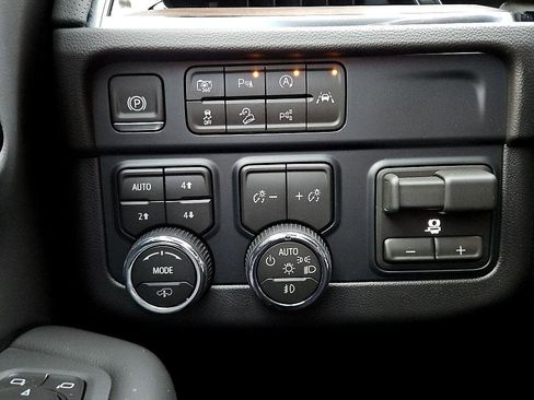 New 2026 Chevrolet Tahoe High Country image 22