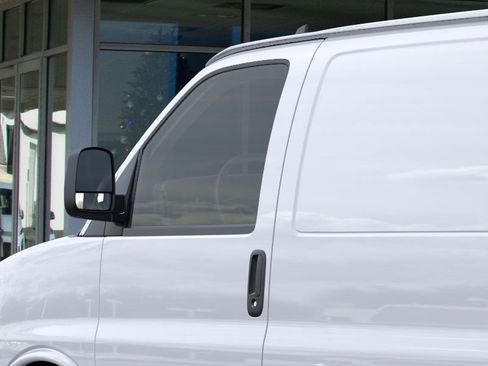 New 2026 Chevrolet Express 2500 w/ Driver Convenience Package RWD image 12