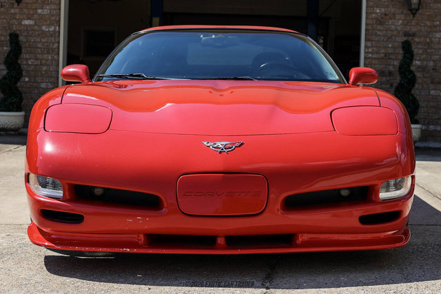 Used 2003 Chevrolet Corvette Coupe w/ Preferred Equipment Group RWD image 20