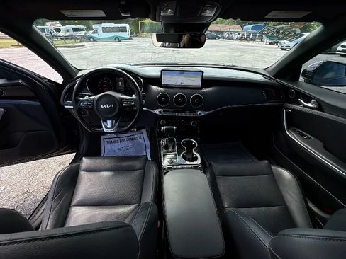 Used 2022 Kia Stinger GT-Line RWD image 14