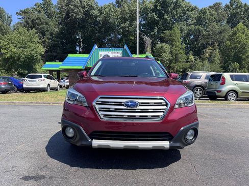 Used 2015 Subaru Outback 2.5i Limited AWD/4WD image 2