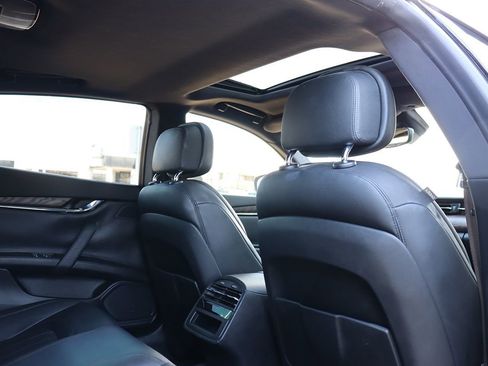 Used 2017 Maserati Quattroporte S image 40