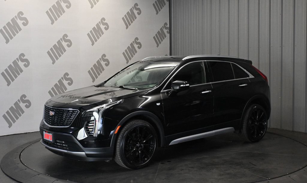 Used 2023 Cadillac XT4 Premium Luxury w/ Technology Package FWD image 1