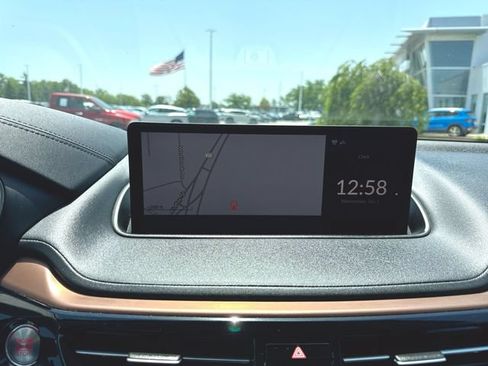 Used 2022 Acura MDX SH-AWD w/ Technology Package image 14