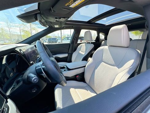 Used 2023 Lexus RX 350 Premium Plus w/ Accessory Package (Z1) image 10