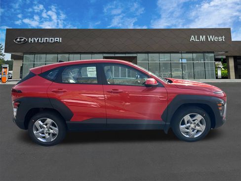 New 2026 Hyundai Kona SE FWD image 5
