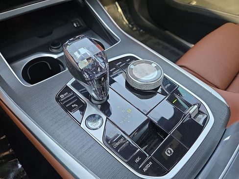 Used 2024 BMW ALPINA XB7 AWD/4WD image 26