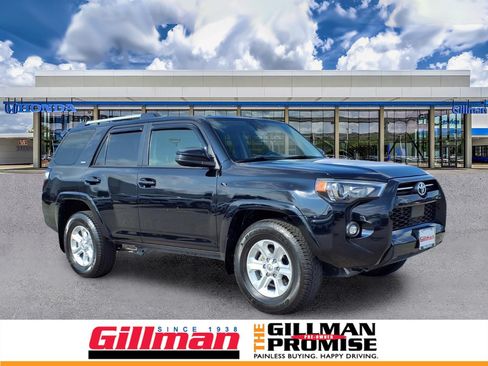 Used 2024 Toyota 4Runner SR5 RWD image 1