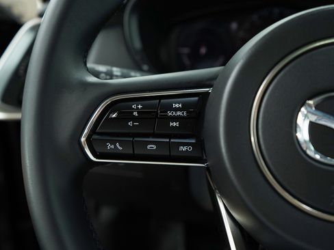 Certified 2025 MAZDA CX-70 Plug-In Hybrid w/ Premium Pkg image 19