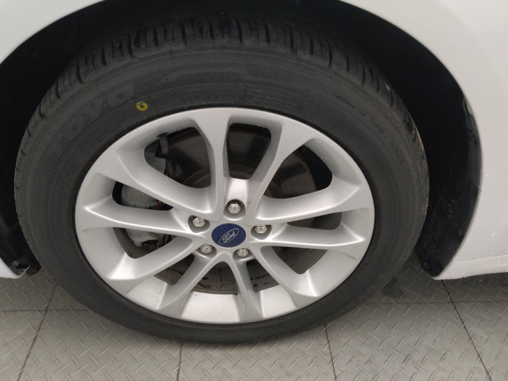 Used 2019 Ford Fusion Energi Titanium FWD image 31