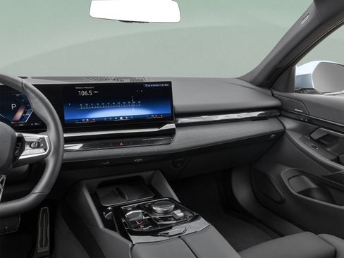 Used 2025 BMW i5 eDrive40i w/ M Sport Package RWD image 42