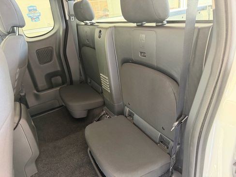 Used 2023 Nissan Frontier S w/ Technology Package image 22