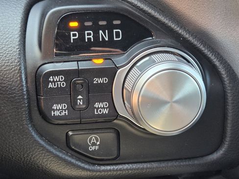 Used 2023 RAM 1500 Laramie AWD/4WD image 15