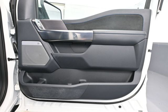 Used 2025 Ford F150 Platinum AWD/4WD image 39