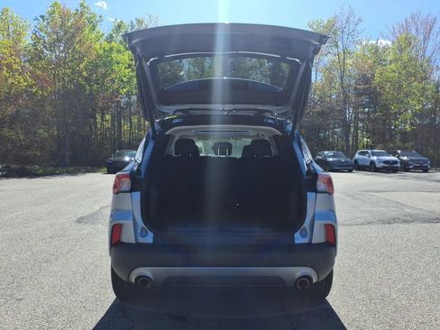 Used 2022 Ford Escape Titanium w/ Titanium Elite Package AWD/4WD image 9
