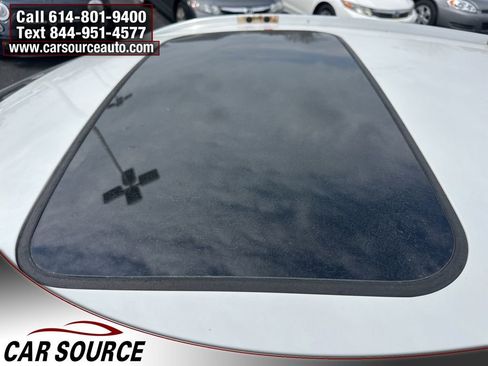 Used 2018 Honda HR-V EX-L image 9