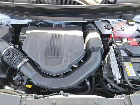 New 2026 Chevrolet Traverse LT w/ Sun and Wheel Package image 17