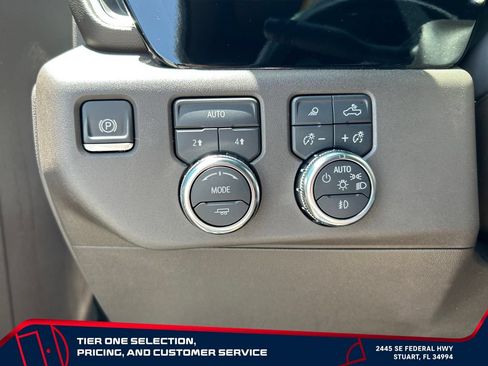 Certified 2025 GMC Sierra 1500 SLT w/ SLT Premium Plus Package AWD/4WD image 19