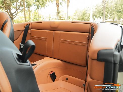 Used 2017 Ferrari California T RWD image 31