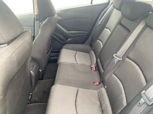 Used 2016 MAZDA MAZDA3 i Sport w/ Preferred Equipment Package image 8