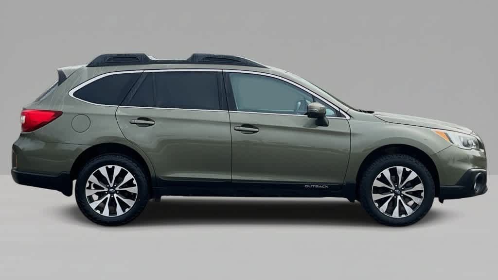 Used 2015 Subaru Outback 2.5i Limited AWD/4WD image 9