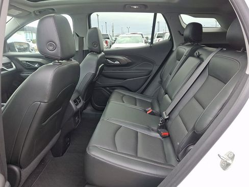 Certified 2022 GMC Terrain SLT w/ Infotainment Package II image 10