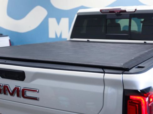 Used 2021 GMC Sierra 3500 Denali w/ Denali Ultimate Package AWD/4WD image 21