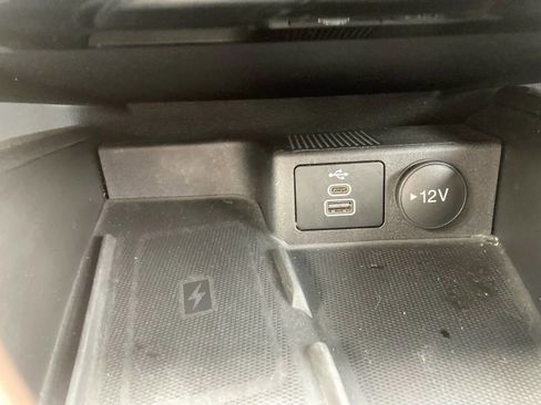 Used 2025 Ford Escape Platinum AWD/4WD image 19