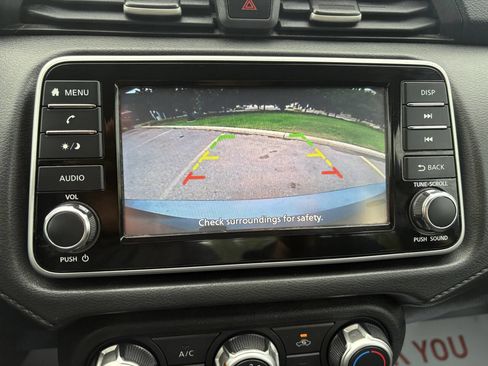 Used 2020 Nissan Versa S image 31