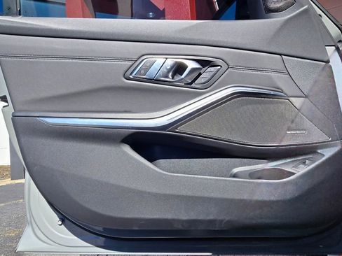 Used 2023 BMW M3 Competition w/ Executive Package image 19