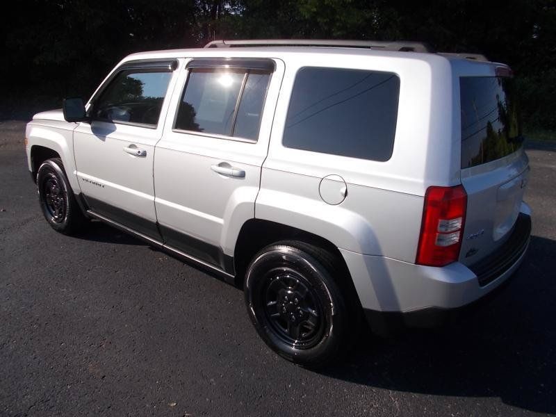 Used 2012 Jeep Patriot Sport w/ PWR Value Group AWD/4WD image 5