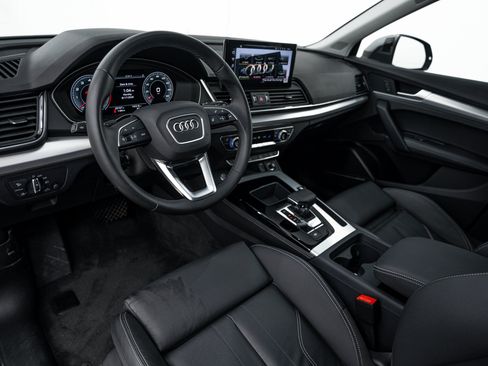 Certified 2024 Audi Q5 2.0T Premium Plus AWD/4WD image 10