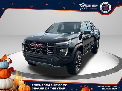 New 2025 GMC Canyon AT4 w/ Nightfall Edition