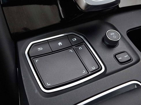 Used 2023 Acura MDX SH-AWD w/ Technology Package image 24