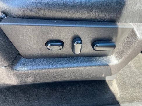 Used 2014 Ford F150 FX4 w/ Equipment Group 402A Luxury image 39