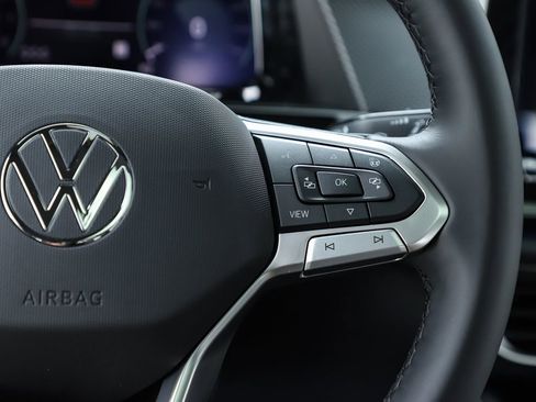 New 2026 Volkswagen Atlas Cross Sport SEL Premium R-Line image 22