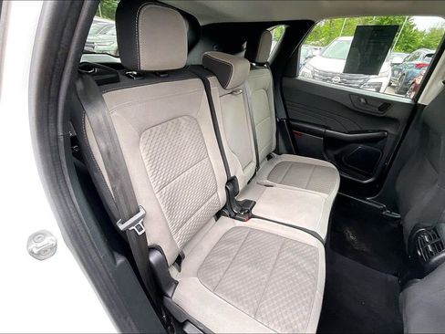 Used 2022 Ford Escape SE w/ SE Sport Appearance Package FWD image 37