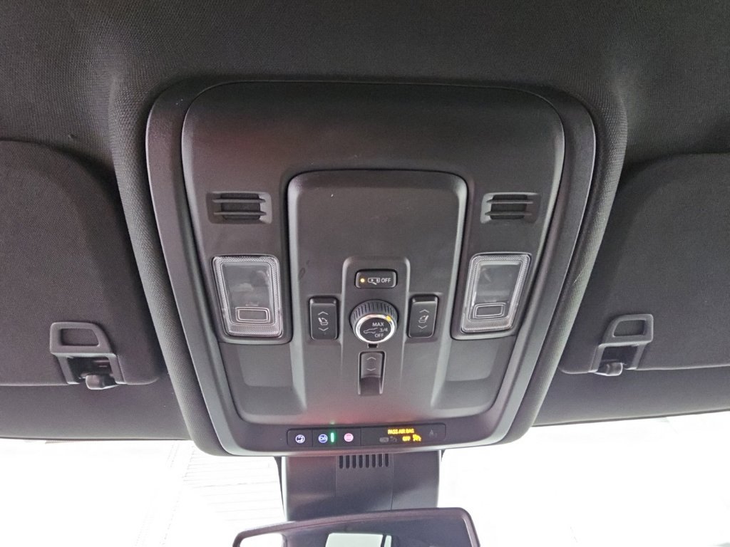 Certified 2025 GMC Yukon Denali RWD image 22