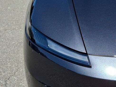 Used 2026 Tesla Model Y AWD image 9