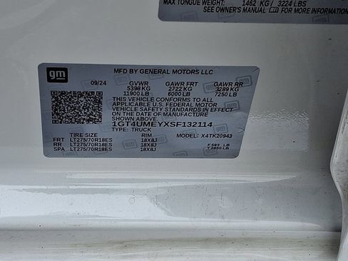 Used 2025 GMC Sierra 2500 SLE w/ Max Trailering Package AWD/4WD image 29