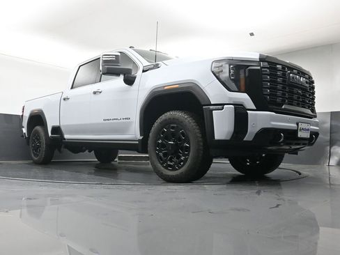 New 2026 GMC Sierra 2500 Denali Ultimate w/ Max Trailering Package AWD/4WD image 25