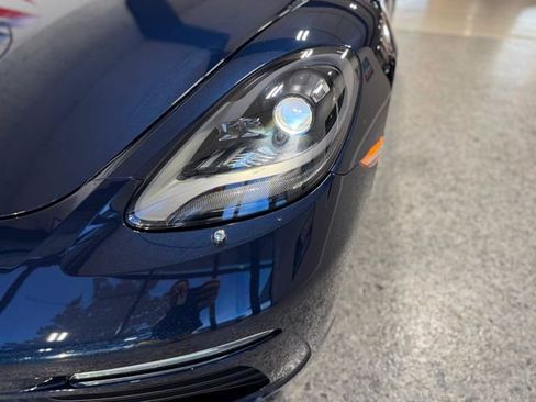 Used 2018 Porsche 718 Boxster RWD image 59