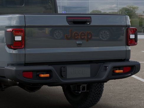 New 2025 Jeep Gladiator Mojave w/ Safety Group image 14