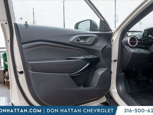 New 2026 Chevrolet Trax RS image 14