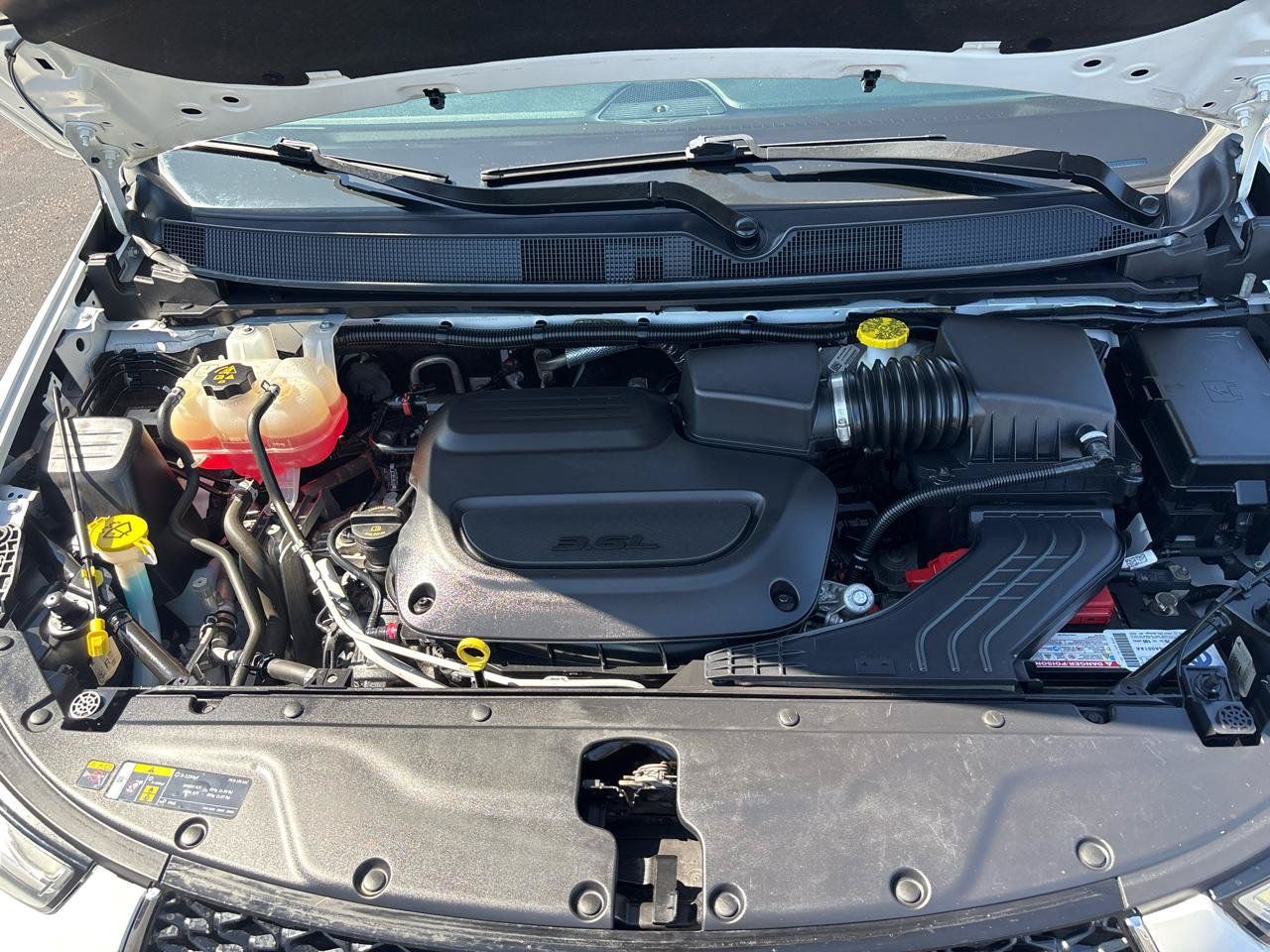Used 2022 Chrysler Pacifica Touring-L FWD image 41